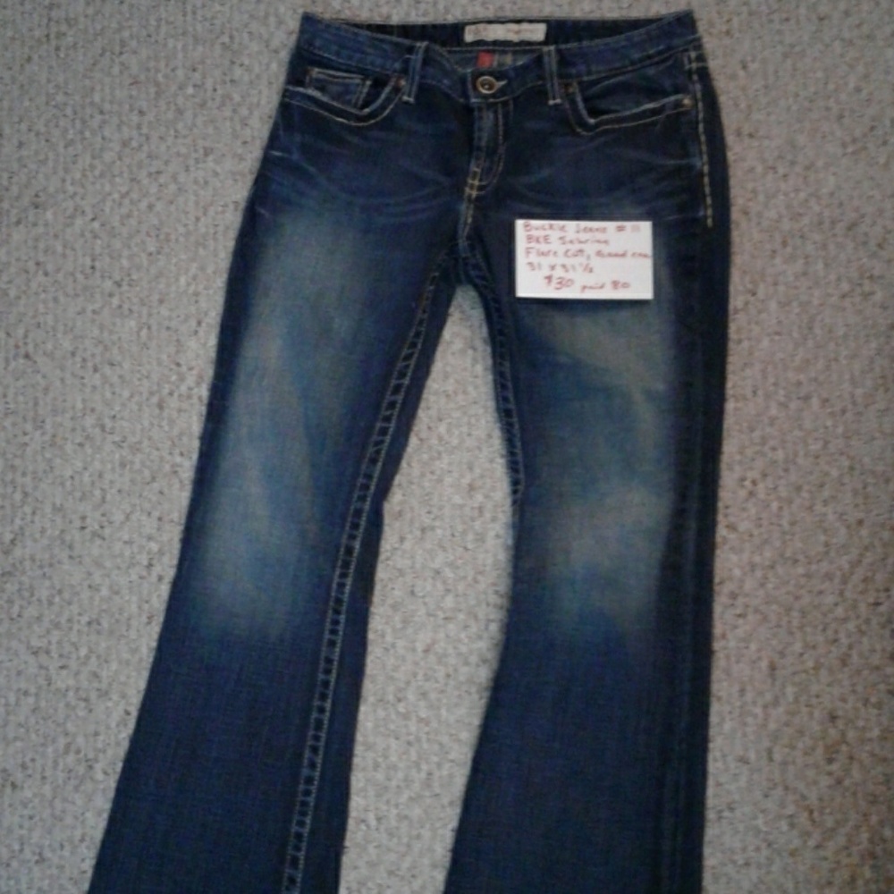 Buckle Jeans